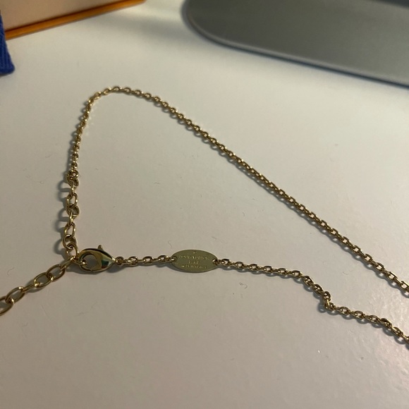 Louis Vuitton Necklace - Picture 6 of 8